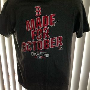 Mens Majestic Red Sox T-Shirt Sz. L Still in the package